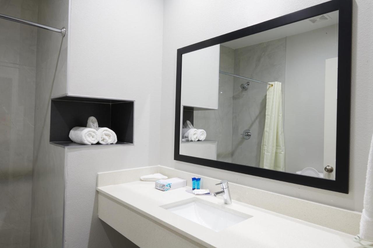 Crystal Inn Baytown Zewnętrze zdjęcie
